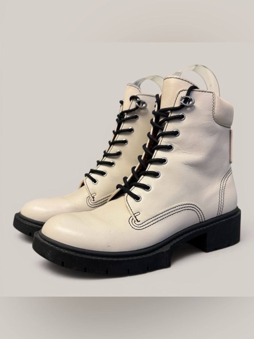 COACH Lorimer Lace Up Lug Sole Combat Leather Booties Chalk Sz 6 - Picture 6 of 12